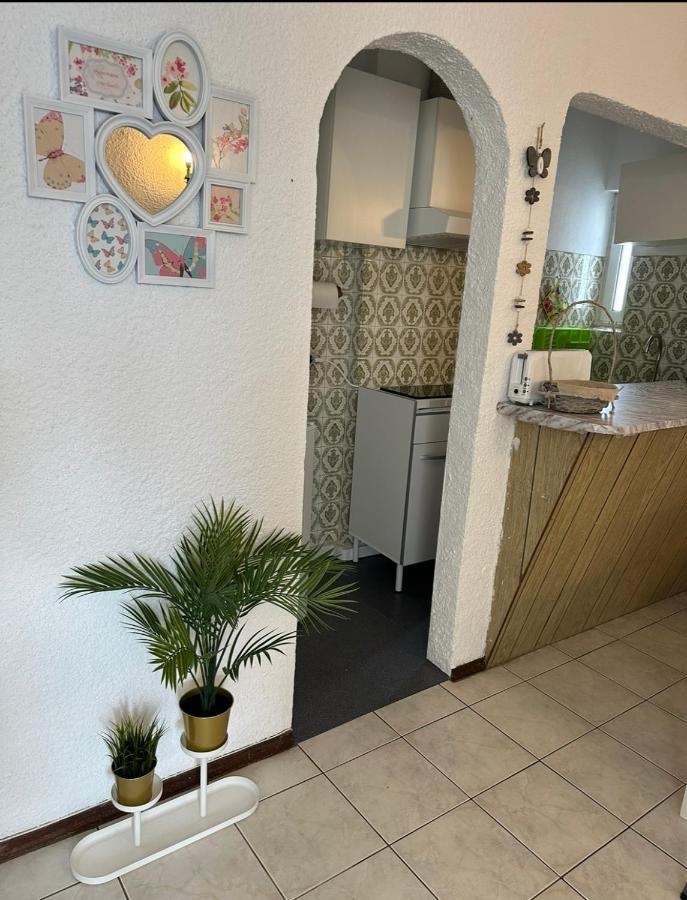 Quarteira Home Beach Ferias Tranquilas A 1Km Da Praia Totalmente Renovado Экстерьер фото