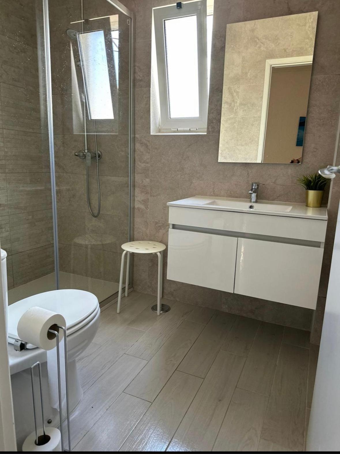 Quarteira Home Beach Ferias Tranquilas A 1Km Da Praia Totalmente Renovado Экстерьер фото